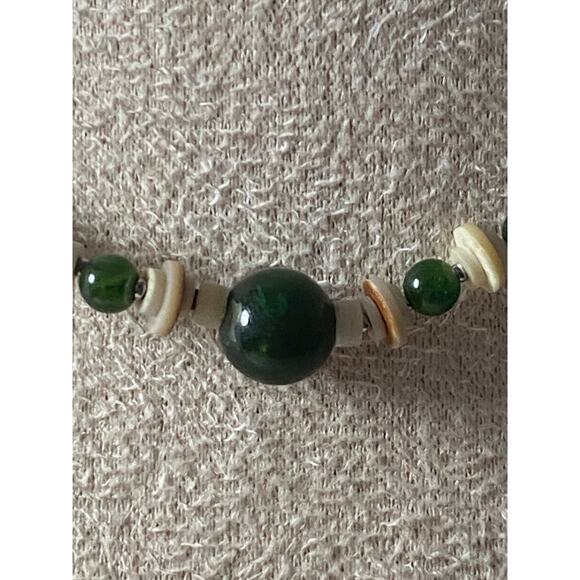 Jasper & Shell Choker Necklace - Boho Y2K Style - Picture 3 of 5